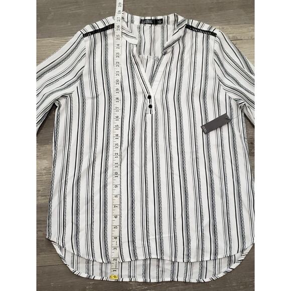 Cure Black & White Striped Cutout Design V Neck Blouse - Picture 8 of 11